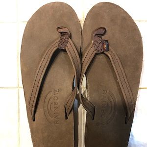 Brown rainbow sandals